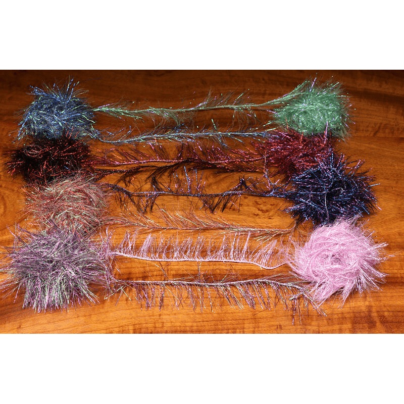 Hareline Senyo’s Aqua Veil Chenille