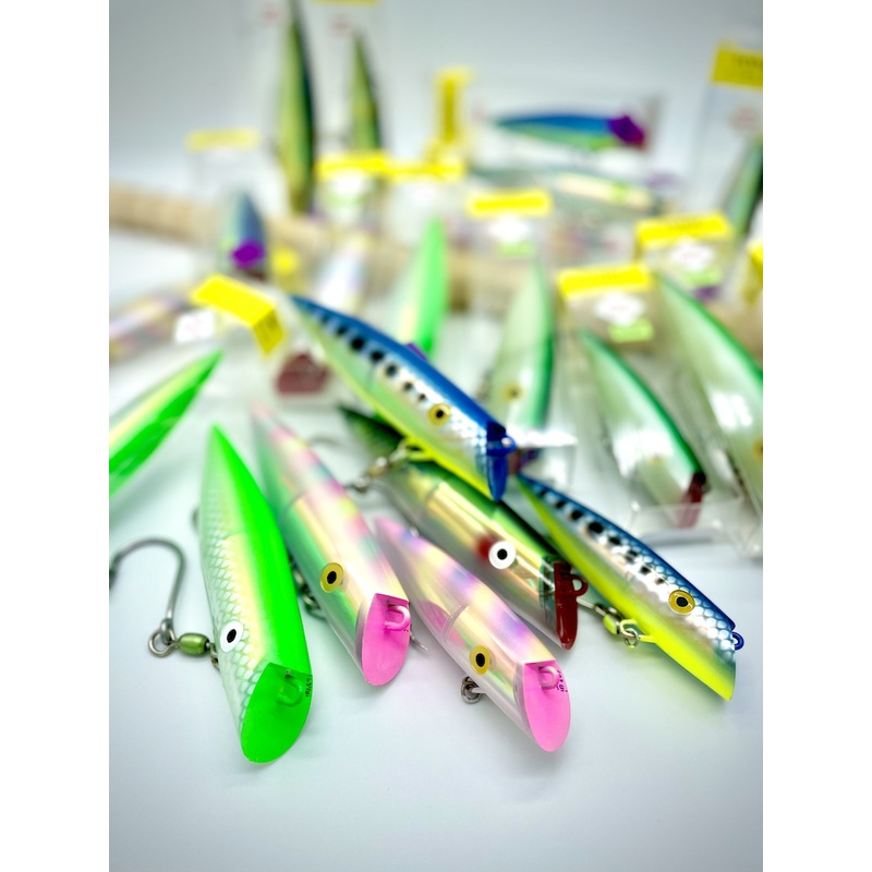 Tomic Plugs|4in Tubby|5in Tubby|6in Classic|602-Mother of Pearl|603-Rainbow Glow Silver|632- Fish Scale Green Herring|634-Irish Cream|645-Herring aid|546-Pilchard|647-T Rex|210121-Nikka
