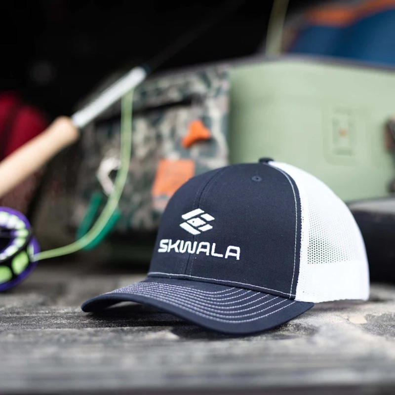 Skwala Icon Mid Trucker Hat|Navy/White|Charcoal/Black|Tent