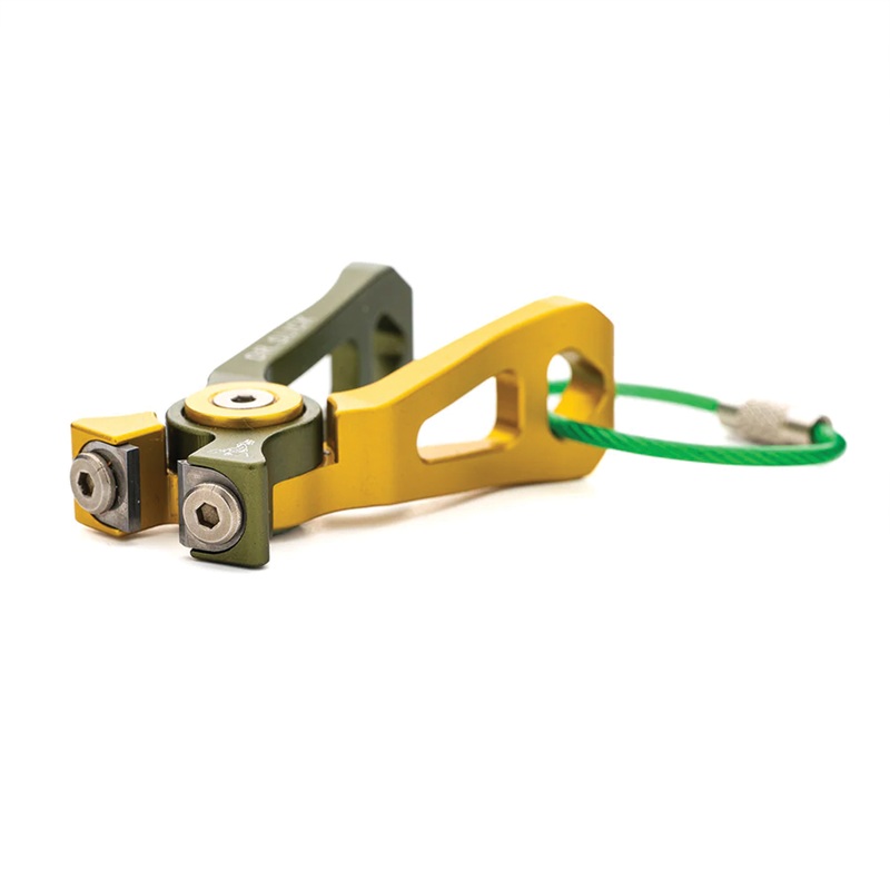 Dr. Slick Cyclone Nipper|Straight|Offset|Green & Gold|Black