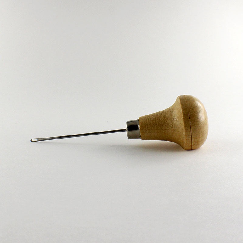 Zuddy’s Leg Puller for tying foam flies