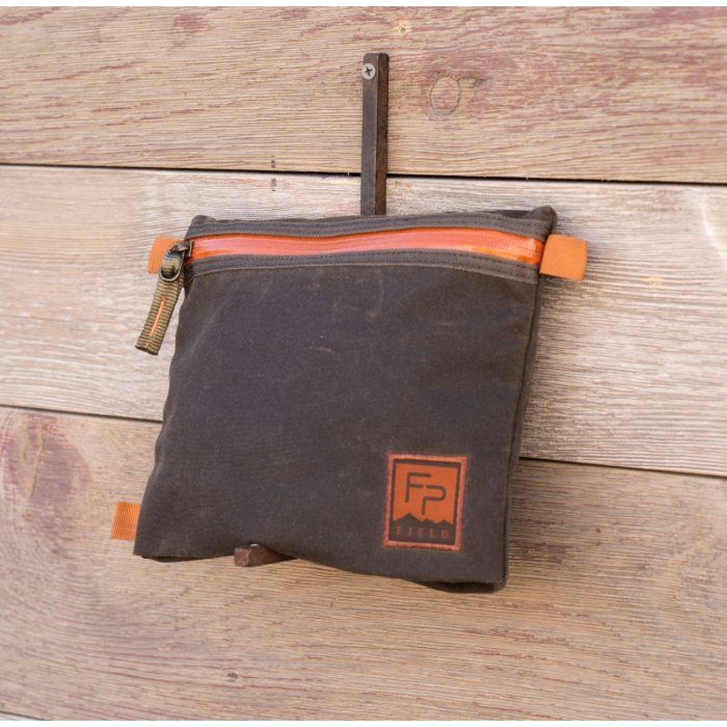 Fishpond Eagle’s Nest Travel Pouch – Peat Moss