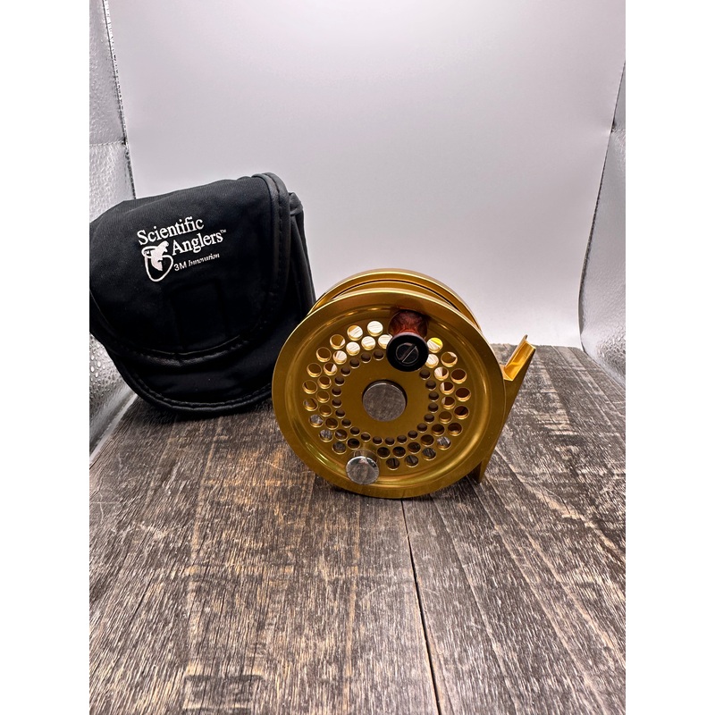 Penn International 2.5 Fly Reel- (used)