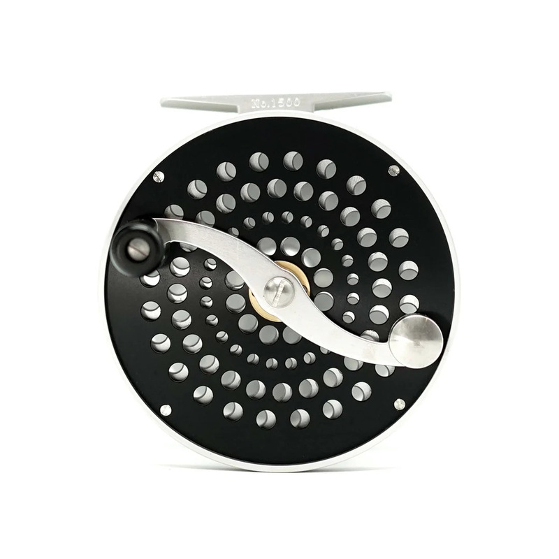 Iwana Retro Salmon Fly Reels|3 3/4″ Black/Silver LHW|4″ Black/Silver LHW