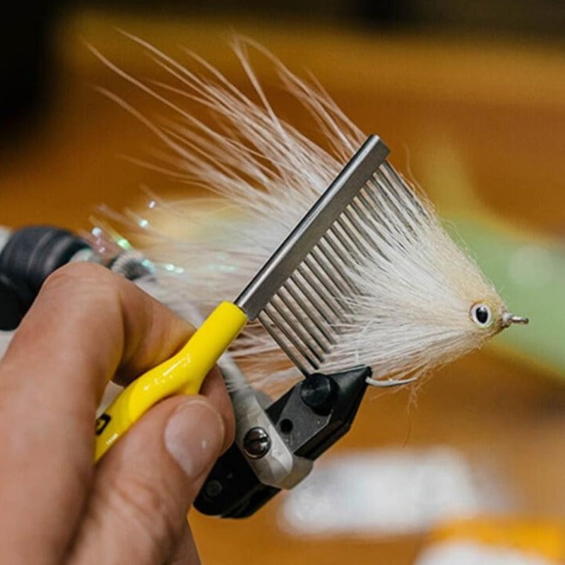 Loon Outdoors Ergo Comb|Yellow