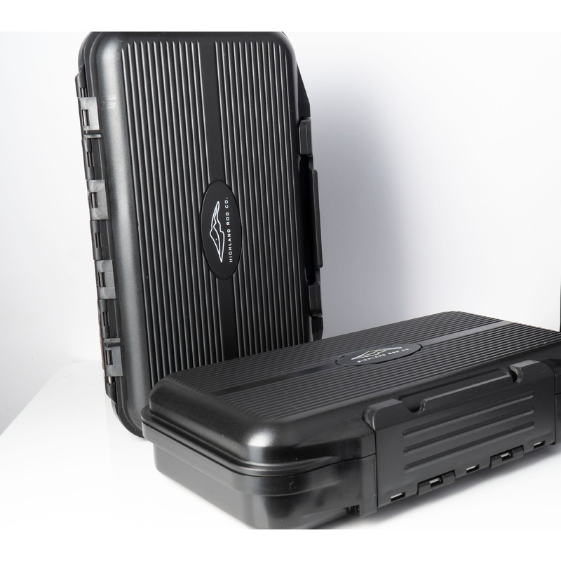 WATER PROOF FLY BOX C&F STYLE WITH LEAF