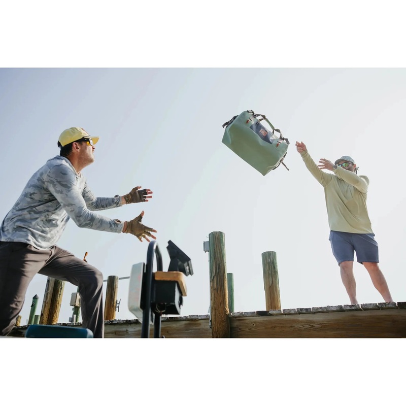 Fishpond Thunderhead Roll-Top Duffel 68L – Eco Yucca